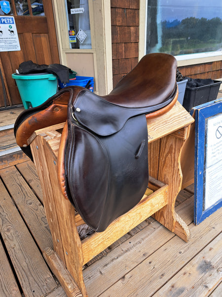 17.5" Macel Sellier Close Contact Jumping Saddle