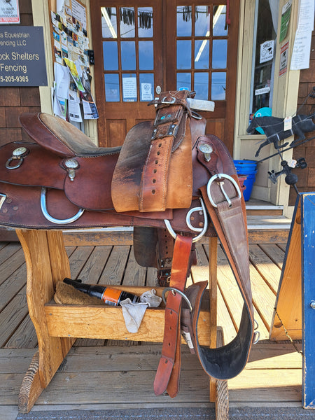15" Royal King Training Saddle