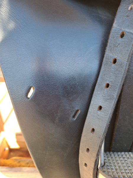 18" Berney Bros Close Contact Saddle