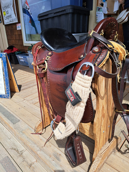 ON TRIAL 16" Imus 4Beat Endurance Saddle