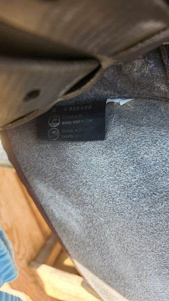 18" Wintec All purpose Englsih Saddle