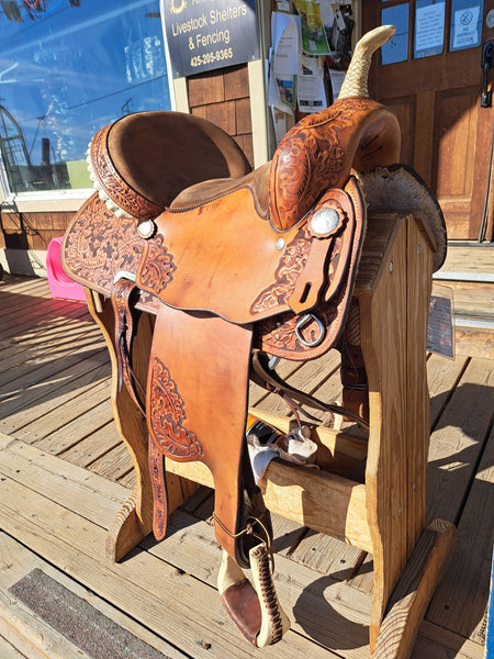 ON TRIAL 15" Big Horn Barrel Saddle