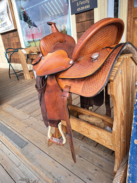 15" Weaver Western Saddle