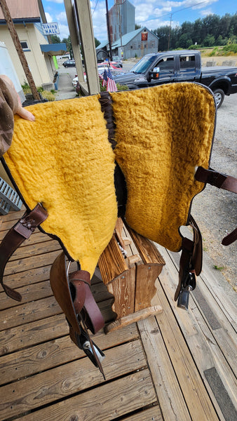 15" True North Barrel Saddle