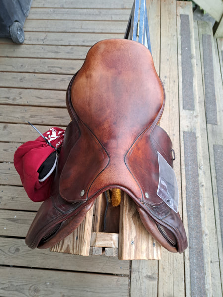 16.5" CWD Close Contact Saddle