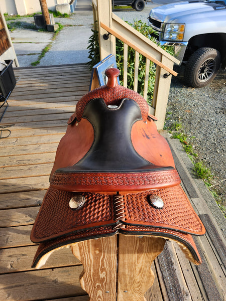 17.5" Frontier Saddlery Equitation Saddle