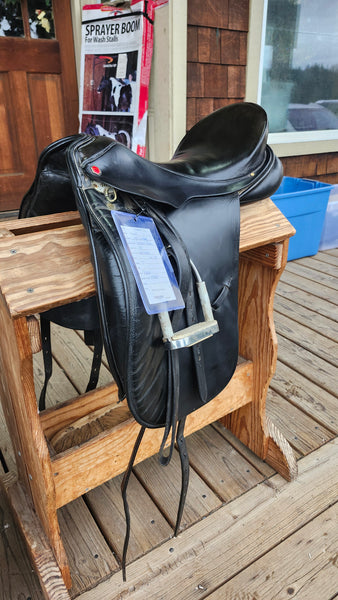 17" Albion Style Dressage Saddle