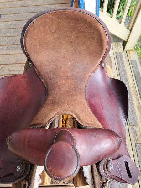 On Trial  16" Fabtron Synthetic Western Saddle