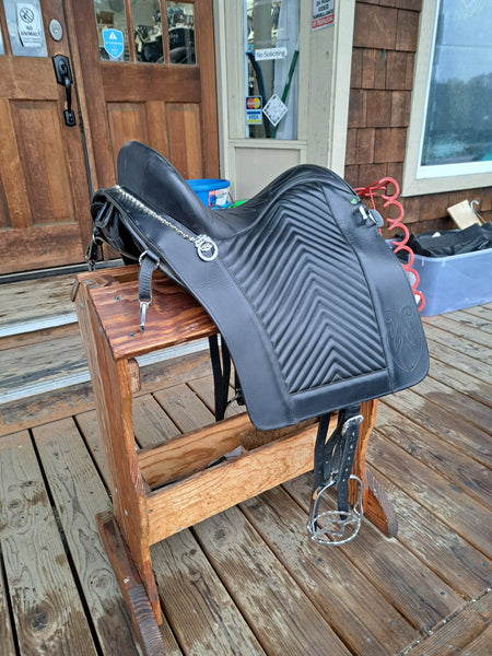 14" Ludomar Elvas Portugese Saddle