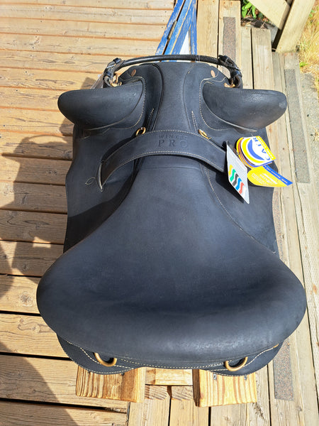 Bates Wintec Swinging Fender Australian Saddle - Large
