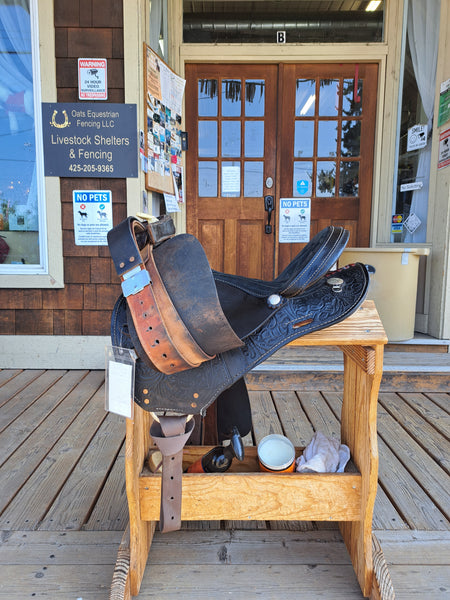 15.5" Rider's Choice Barrel Saddle