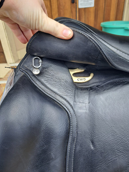 18" CWD SE24 Monoflap Dressage Saddle