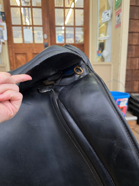 17.5" Hulsebos WB3 Dressage Saddle