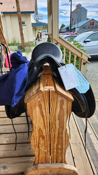 18" Hulsebos AM4 Dressage Saddle