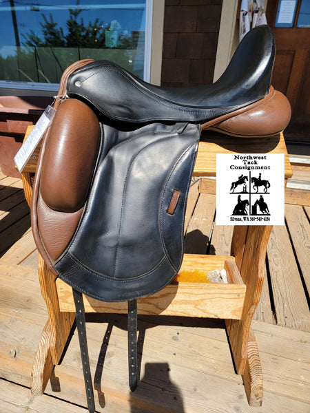 17.5" Custom Saddlery Santa Cruz Monoflap Dressage Saddle