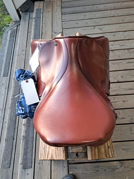 ON TRIAL 17" Stubben Edelweiss Close Contact Jump Saddle