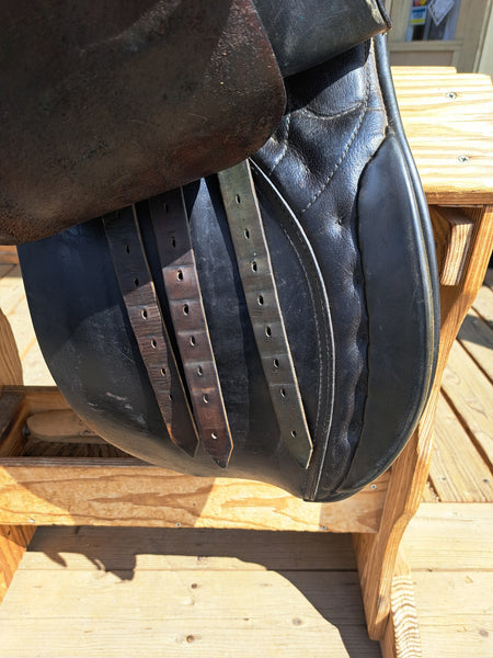 ON TRIAL 17.5" Passier Baum Dressage Saddle