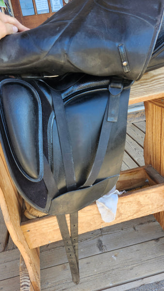 17.5" Isabell Bates Dressage