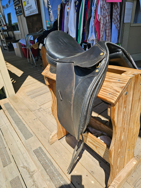 17" Collegiate Dressage Saddle