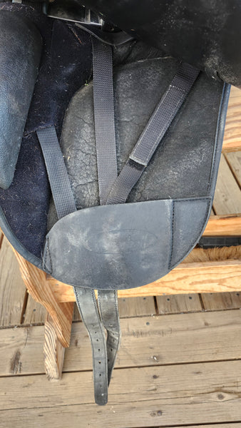 17" Wintec Isabell Werth Dressage Saddle