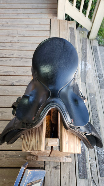 17.5" Rembrandt Dressage Saddle