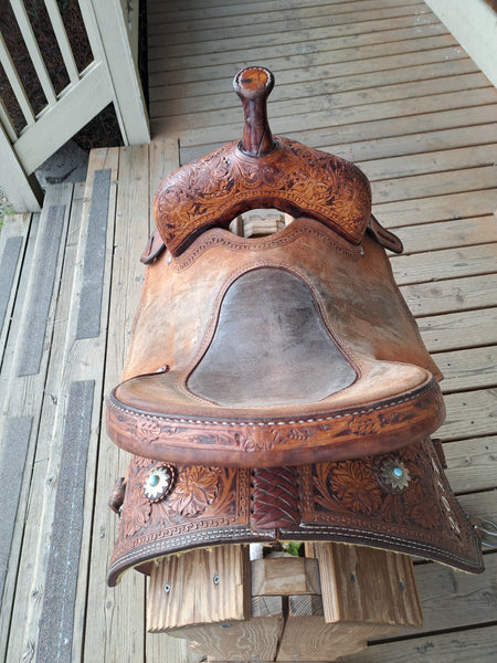 14" Corriente Trophy Barrel Saddle