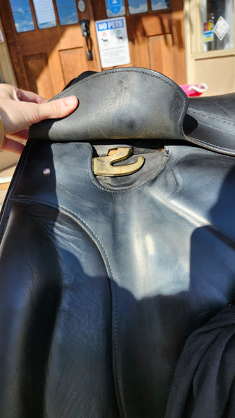 17.5" Greg Allan Custom Dressage Saddle