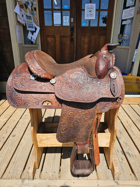 On Trial    16" Comal Saddlery Western Equitation Saddle