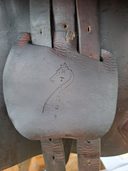 17" Antares Jump/Close Contact Saddle