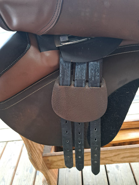 17.5 Custom Saddlery Monte Carlo Jump Saddle