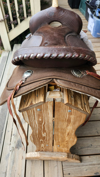 16" Synthetic Barrel Saddle