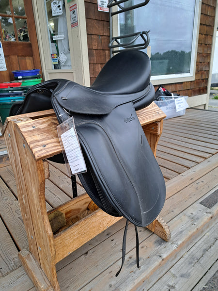 17.5" Tekna S-Line Synthetic Dressage Saddle