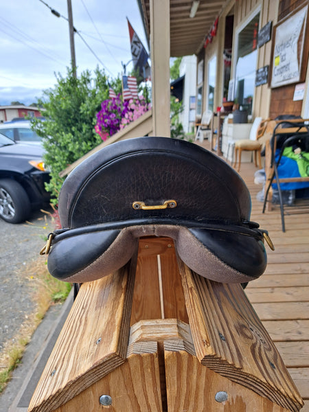17.5" Black Country Equinox Monoflap Dressage Saddle