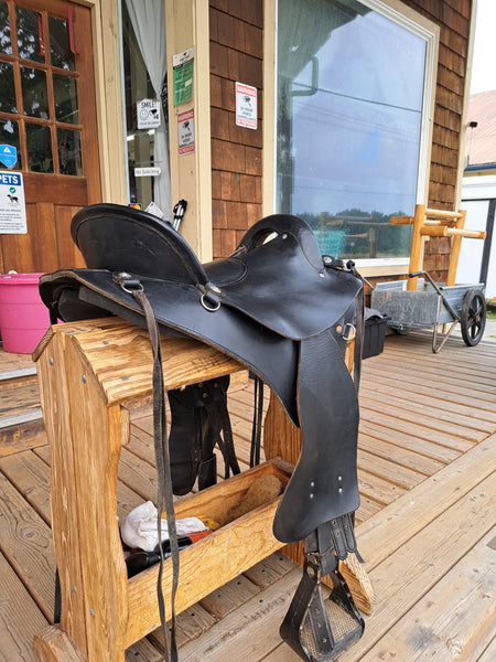 16" Specialized Saddlery Trailmaster Saddle
