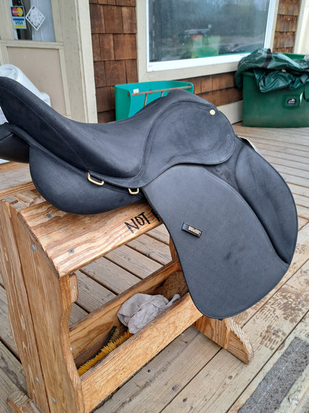 18" Wintec 2000 All Purpose English Saddle