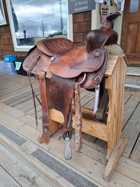 16" Simco Western Trail Saddle