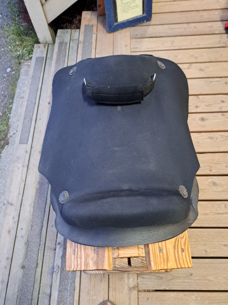 Mustang western soft ride treeless saddle