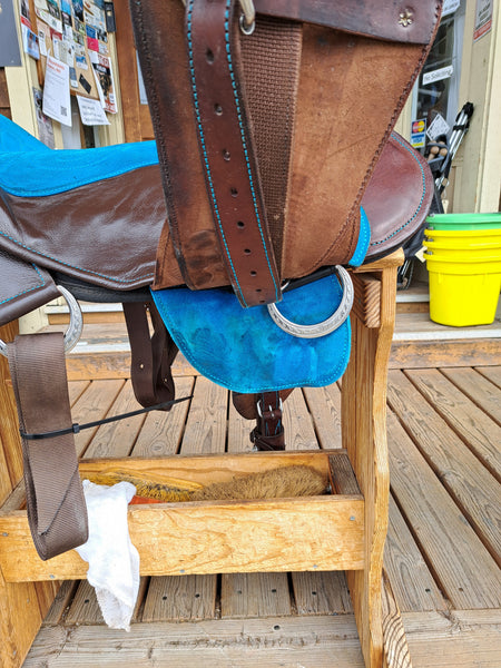 EZ Fit Treeless Saddle