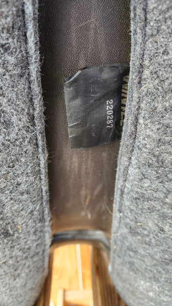 16.5" Lami-Cell by Wintec Synthetic Western Saddle