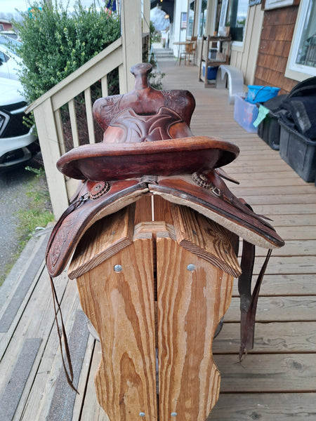 16" Simco Western Trail Saddle