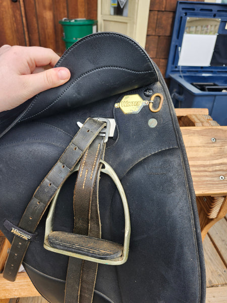 ON TRIAL 17.5" Wintec Pro Dressge Saddle