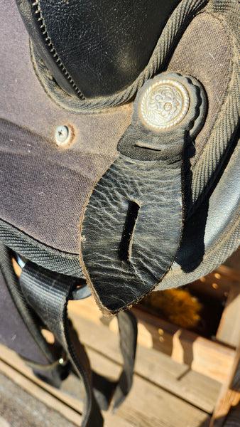 14" Abetta Original Round Skirt Synthetic Western Saddle