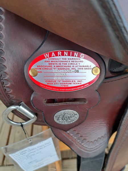 15" Circle Y Topeka Flex2 Trail Saddle