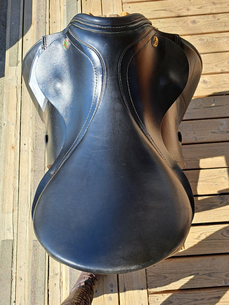 17" Karl Niedersuss Sattlemeister Dressage Saddle