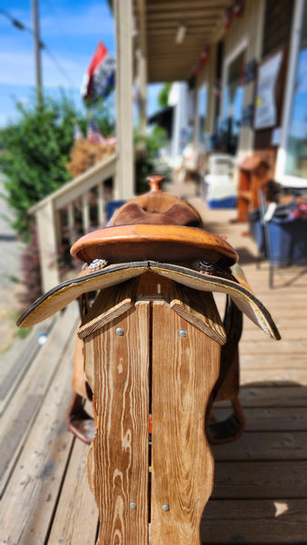 16" Circle Y Roughout Training Saddle