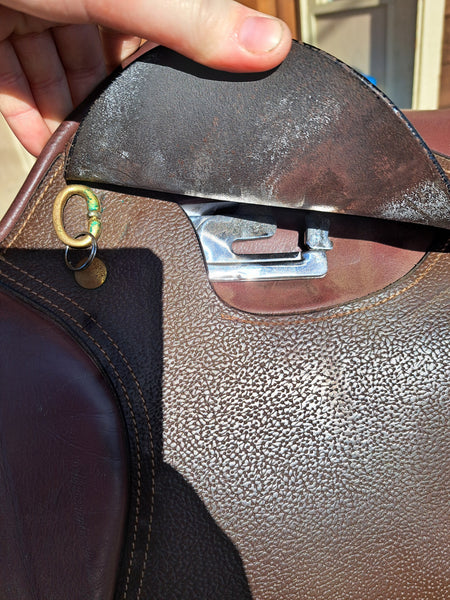 17" HDR Club Close Contact Saddle