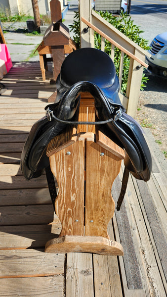 18" Albion Legend Dressage Saddle