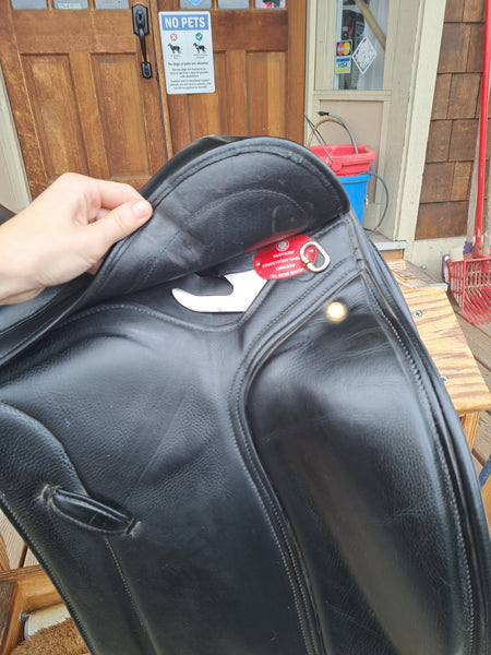 17" Hastilow Concept Dressage Saddle