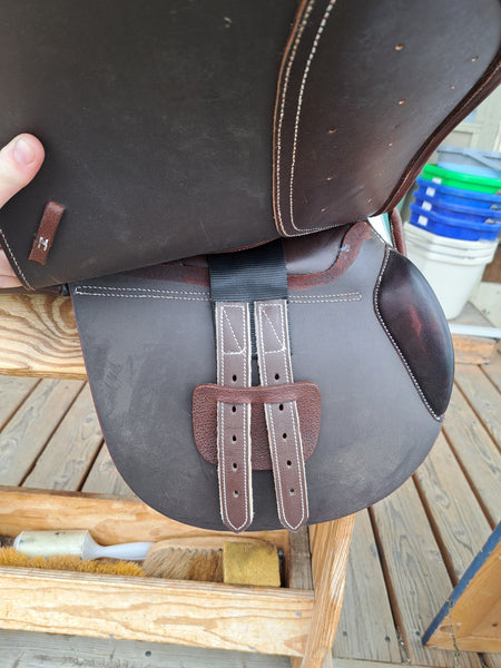 F.R.A. Leadline Saddle