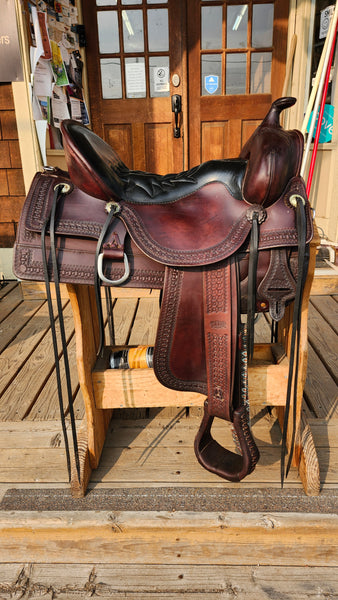 17.5" Tucker Square Skirt Western Trail Saddle